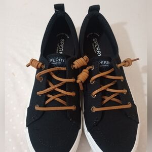 Sperry Women's Crest Vibe Canvas Sneaker Size 8